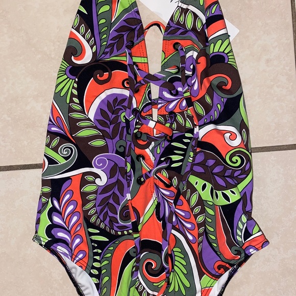 NWT!! Gorgeous One Piece Swimsuit - Picture 2 of 5